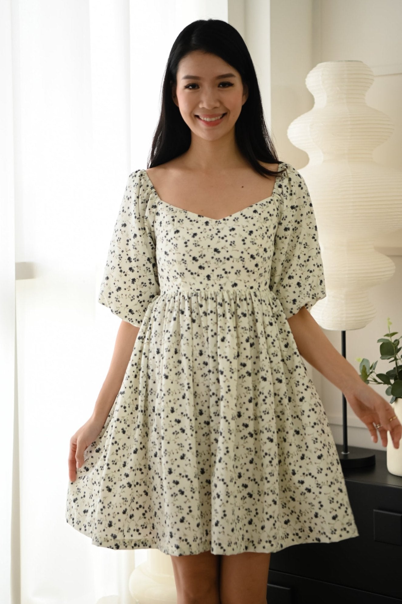 Adriana Smocked Sleeve Silk Dress (Black Floral)